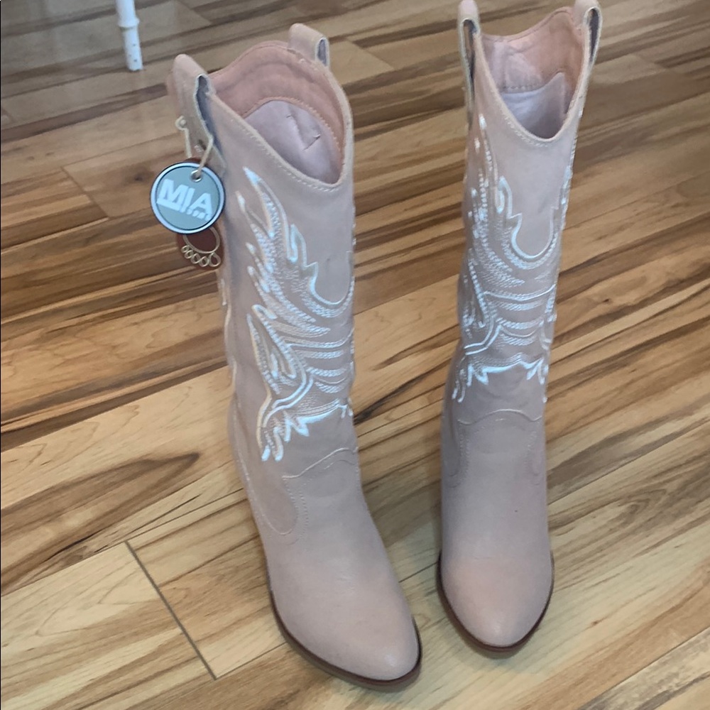 MIA Women's Blush Embroidered Heeled Boots